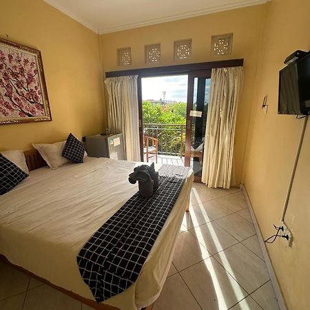 קוטה לומבוק Sari Buana Bed & Breakfast מראה חיצוני תמונה
