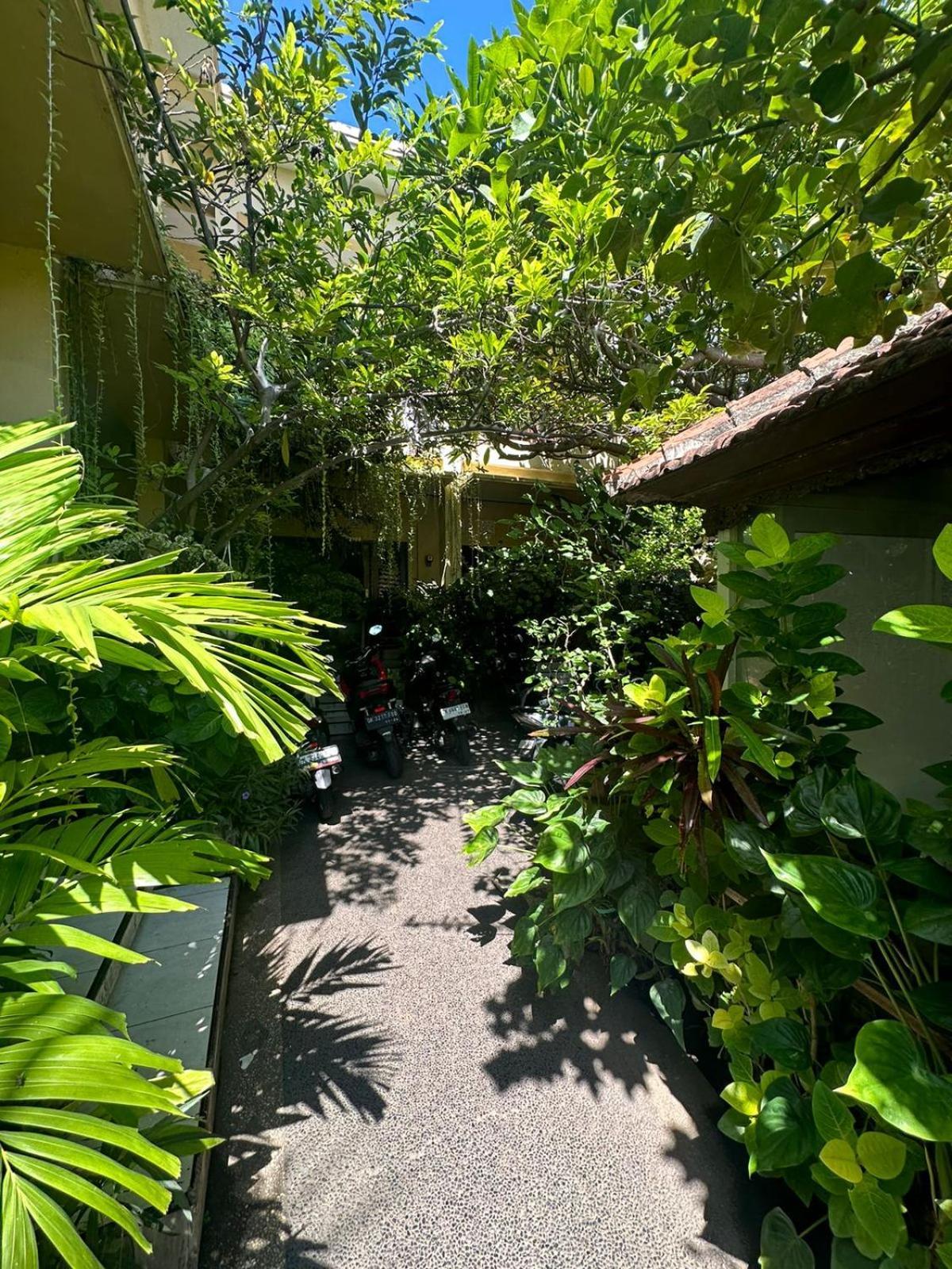 קוטה לומבוק Sari Buana Bed & Breakfast מראה חיצוני תמונה