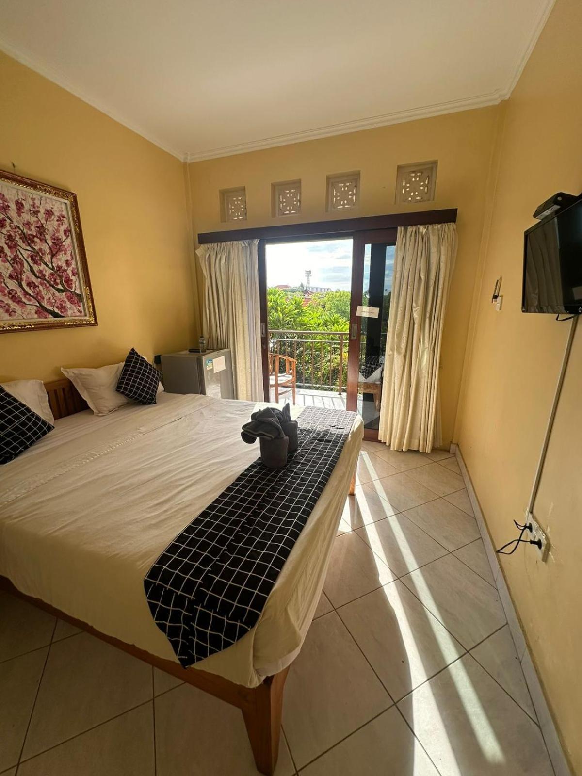 קוטה לומבוק Sari Buana Bed & Breakfast מראה חיצוני תמונה