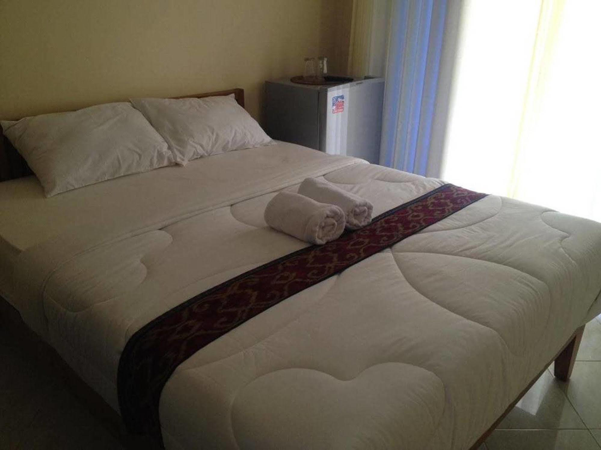 קוטה לומבוק Sari Buana Bed & Breakfast מראה חיצוני תמונה